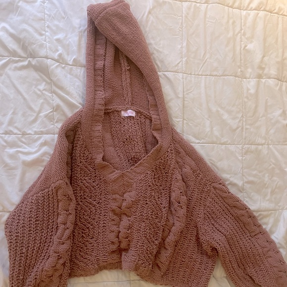Cropped Rose Colored Sweater - Picture 1 of 3
